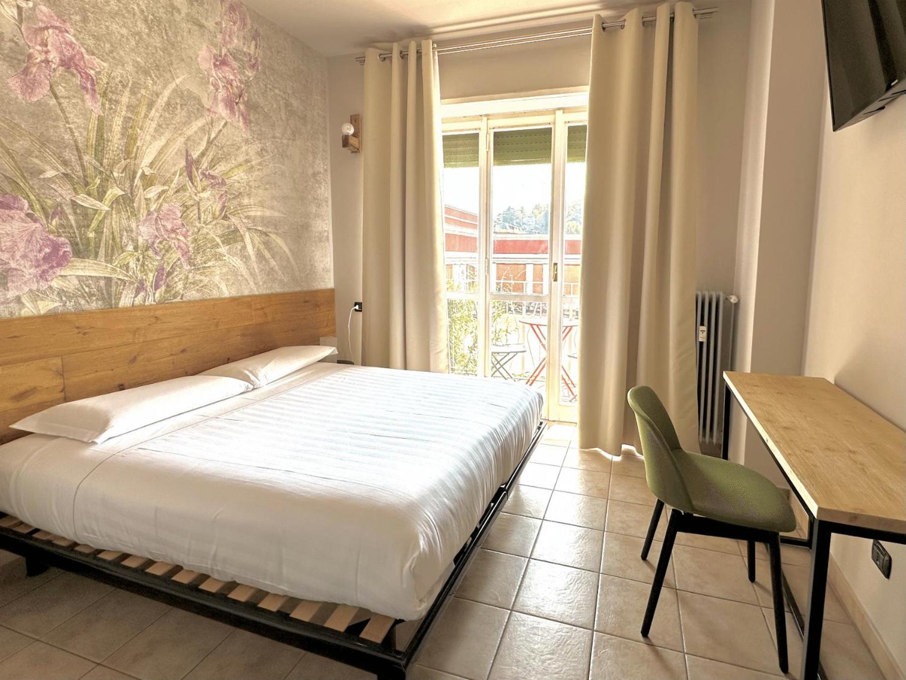Locanda Da I Baldi Laveno Exteriör bild