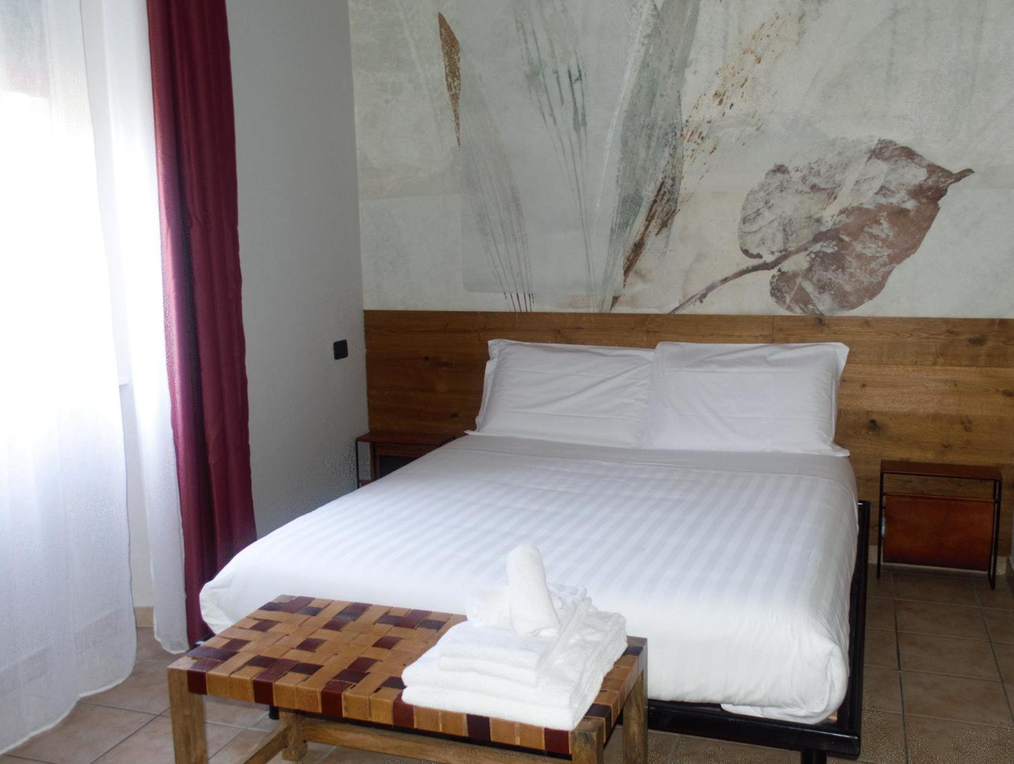 Locanda Da I Baldi Laveno Exteriör bild
